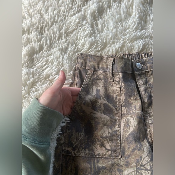 No Boundaries | Camo Wide Leg Cargo Pants - Picture 8 of 12